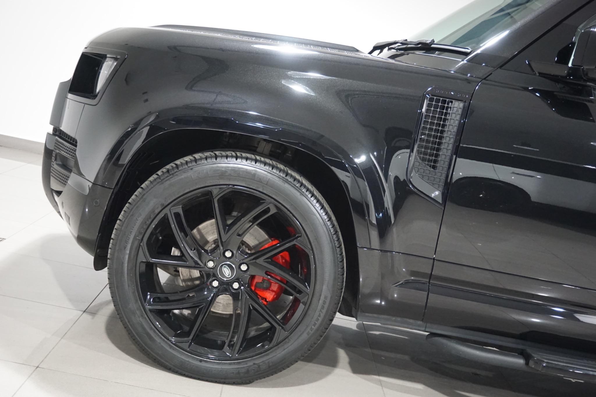 Land Rover Defender 110 3.0 D250 MHEV XS Edition Auto 4WD Euro 6 (s/s) 5dr
